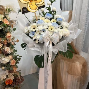 Peaceful Skies Stand